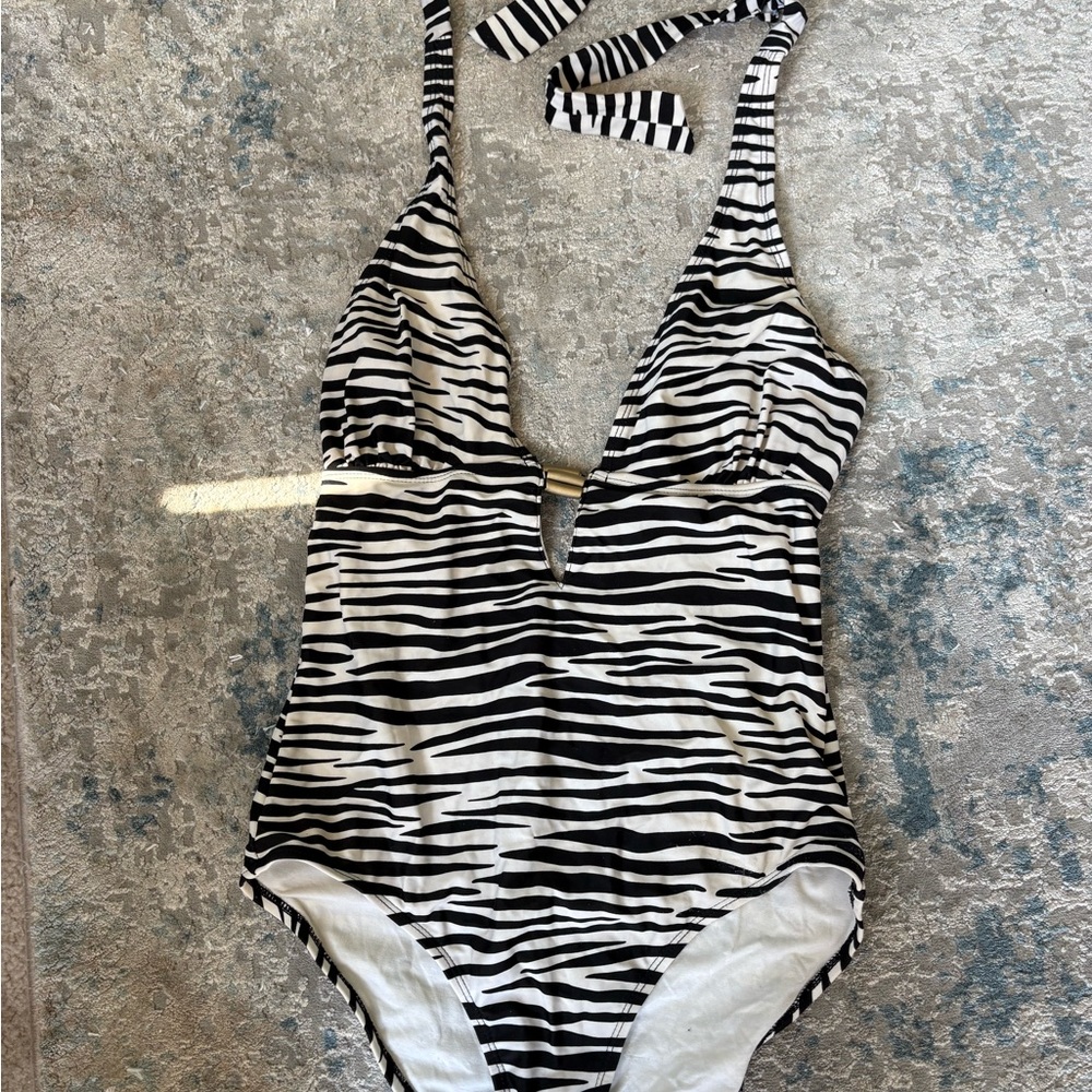 Zebra Print Halter Swimsuit - Picture 14 of 16